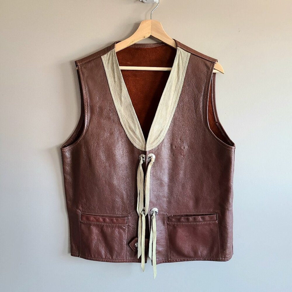 Vintage D R Leather Wear Calgary Canada western style leather vest suede details